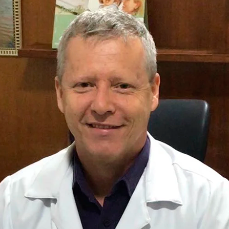 Dr. Aylon Ferreira de Moura